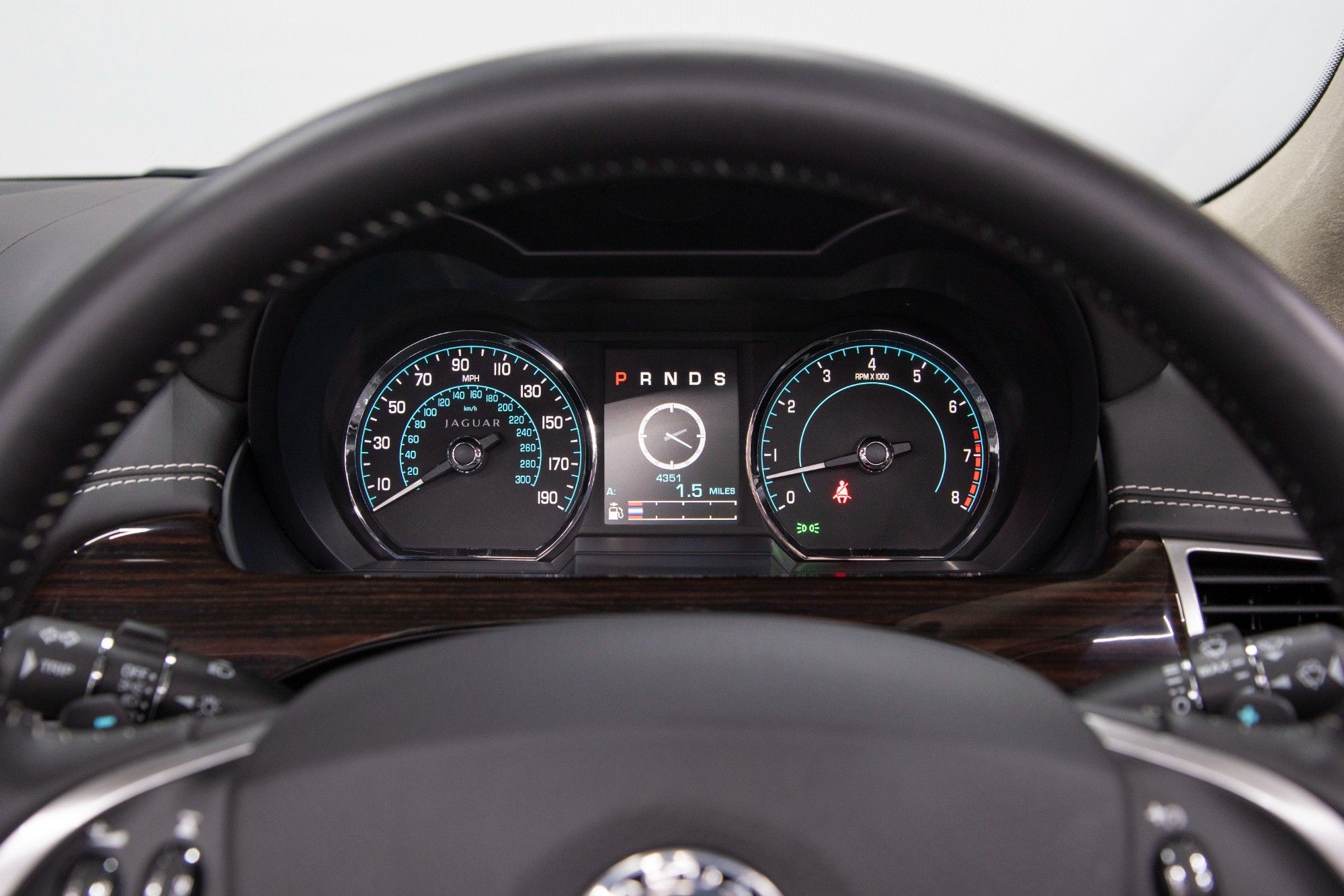 USED 2014 14 JAGUAR XK 5.0 SIGNATURE 