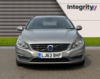 USED 2013 63 VOLVO V60 1.6 D2 SE NAV 5d 113 BHP SATELITTE NAVIGATION - BLUETOOTH HANDSFREE - DAB RADIO - USB INTERFACE - CLIMATE CONTROL - REAR PARKING SENSORS