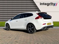 USED 2018 18 VOLVO V40 2.0 T3 R-DESIGN NAV PLUS 5d 150 BHP SATELLITE NAVIGATION - BLUETOOTH HANDSFREE - DAB RADIO - 17&rdquo; IXION ALLOY WHEELS - REAR PARKING CAMERA - REAR PARK ASSIST - CRUISE CONTROL