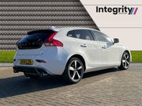USED 2018 18 VOLVO V40 2.0 T3 R-DESIGN NAV PLUS 5d 150 BHP SATELLITE NAVIGATION - BLUETOOTH HANDSFREE - DAB RADIO - 17&rdquo; IXION ALLOY WHEELS - REAR PARKING CAMERA - REAR PARK ASSIST - CRUISE CONTROL
