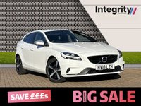 USED 2018 18 VOLVO V40 2.0 T3 R-DESIGN NAV PLUS 5d 150 BHP SATELLITE NAVIGATION - BLUETOOTH HANDSFREE - DAB RADIO - 17&rdquo; IXION ALLOY WHEELS - REAR PARKING CAMERA - REAR PARK ASSIST - CRUISE CONTROL
