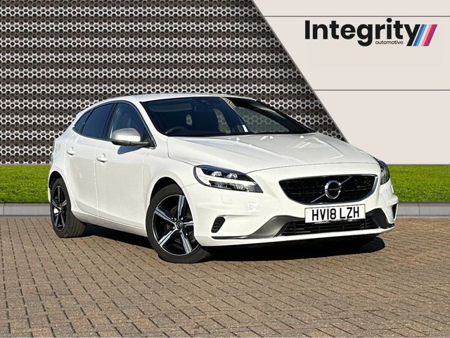 2018 18 Volvo V40 2.0 T3 R-DESIGN NAV PLUS 5d 150 BHP