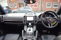 USED 2017 17 PORSCHE CAYENNE 4.1 D V8 S TIPTRONIC S 5d 379 BHP PAN ROOF / BOSE / ACC / PDLS