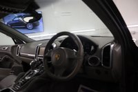 USED 2013 63 PORSCHE CAYENNE 3.0 D V6 TIPTRONIC 5d 245 BHP GREAT PRESTIGE MAKE AND MODEL CAR AT A FANTASTIC PRICE