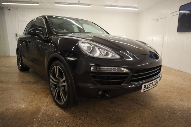 2013 63 Porsche Cayenne 3.0 D V6 TIPTRONIC 5d 245 BHP