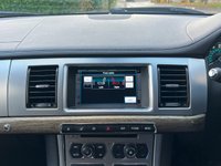 USED 2014 64 JAGUAR XF 2.2 D PREMIUM LUXURY SPORTBRAKE 5d 200 BHP 