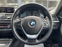 USED 2013 63 BMW 3 SERIES 2.0 320D LUXURY 4d 184 BHP HEAD UP DISPLAY + HEATED SEATS + CRUISE CONTROL + PRO NAV + PADDLE SHIFTS + REAR SENSORS