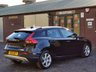 USED 2016 16 VOLVO V40 2.0 D2 CROSS COUNTRY LUX 5d 118 BHP NICE MILES & JUST 2 OWNERS!