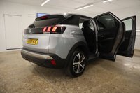 USED 2019 69 PEUGEOT 3008 1.2 PURETECH S/S ALLURE 5d 129 BHP Stunning condition, 3 services completed and 1 previous owner
