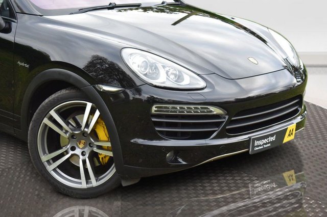 2010 PORSCHE CAYENNE 3.0h V6 S SUV 5dr Petrol Hybrid TiptronicS 4WD Euro 5 (s/s) (380 ps) - Photo 3