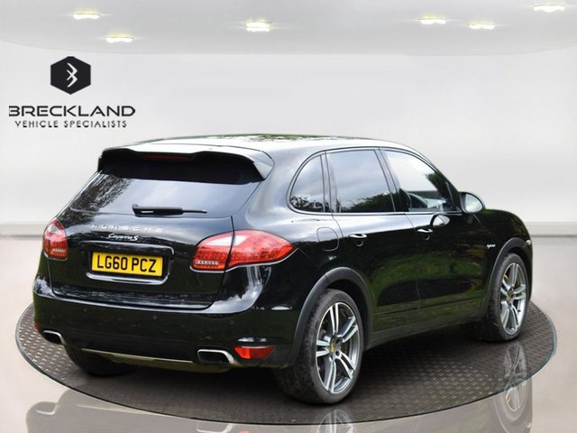 2010 PORSCHE CAYENNE 3.0h V6 S SUV 5dr Petrol Hybrid TiptronicS 4WD Euro 5 (s/s) (380 ps) - Photo 11