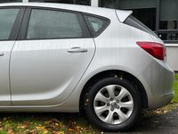 USED 2014 63 VAUXHALL ASTRA 1.7 DESIGN CDTI ECOFLEX S/S 5d 110 BHP 