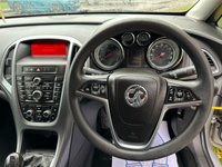 USED 2014 63 VAUXHALL ASTRA 1.7 DESIGN CDTI ECOFLEX S/S 5d 110 BHP 