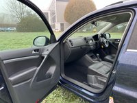 USED 2013 63 VOLKSWAGEN TIGUAN 2.0 MATCH TDI BLUEMOTION TECH 4MOTION DSG 5d 175 BHP 