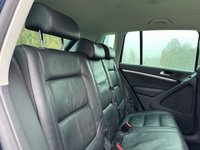 USED 2013 63 VOLKSWAGEN TIGUAN 2.0 MATCH TDI BLUEMOTION TECH 4MOTION DSG 5d 175 BHP 