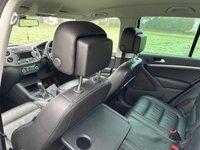 USED 2013 63 VOLKSWAGEN TIGUAN 2.0 MATCH TDI BLUEMOTION TECH 4MOTION DSG 5d 175 BHP 