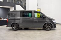 USED 2018 68 VOLKSWAGEN TRANSPORTER T6 T32 2.0 TDI 204PS DSG HIGHLINE KOMBI SWB Huge Spec, Low Mileage