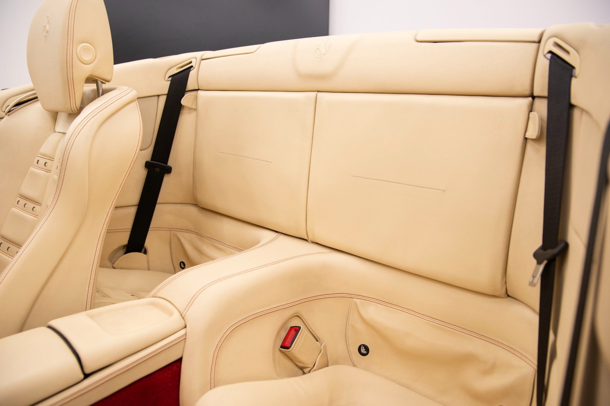 USED 2012 12 FERRARI CALIFORNIA 4.3 2 PLUS 2 
