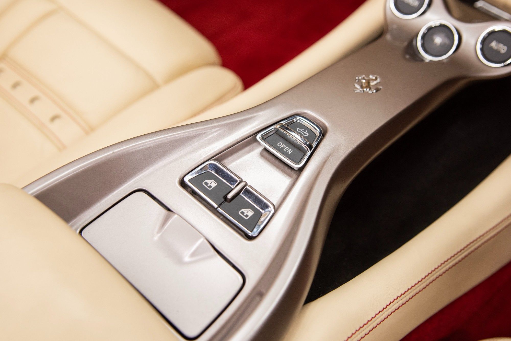 USED 2012 12 FERRARI CALIFORNIA 4.3 2 PLUS 2 