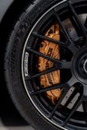 USED 2015 65 MERCEDES-BENZ GT 4.0 AMG GT S PREMIUM 2d 503 BHP HUGE SPEC / CERAMICS / MAGNO
