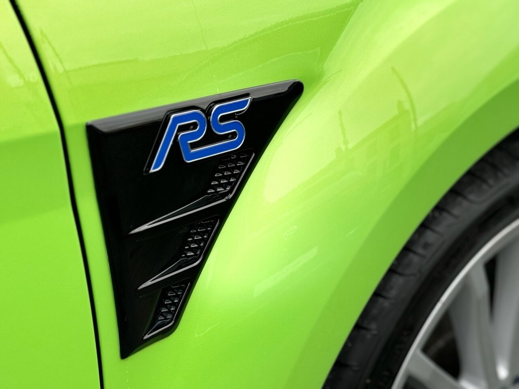 USED 2010 FORD FOCUS 2.5 RS 3d 300 BHP LUX PACK 1,CAR IS LIKE NEW!
