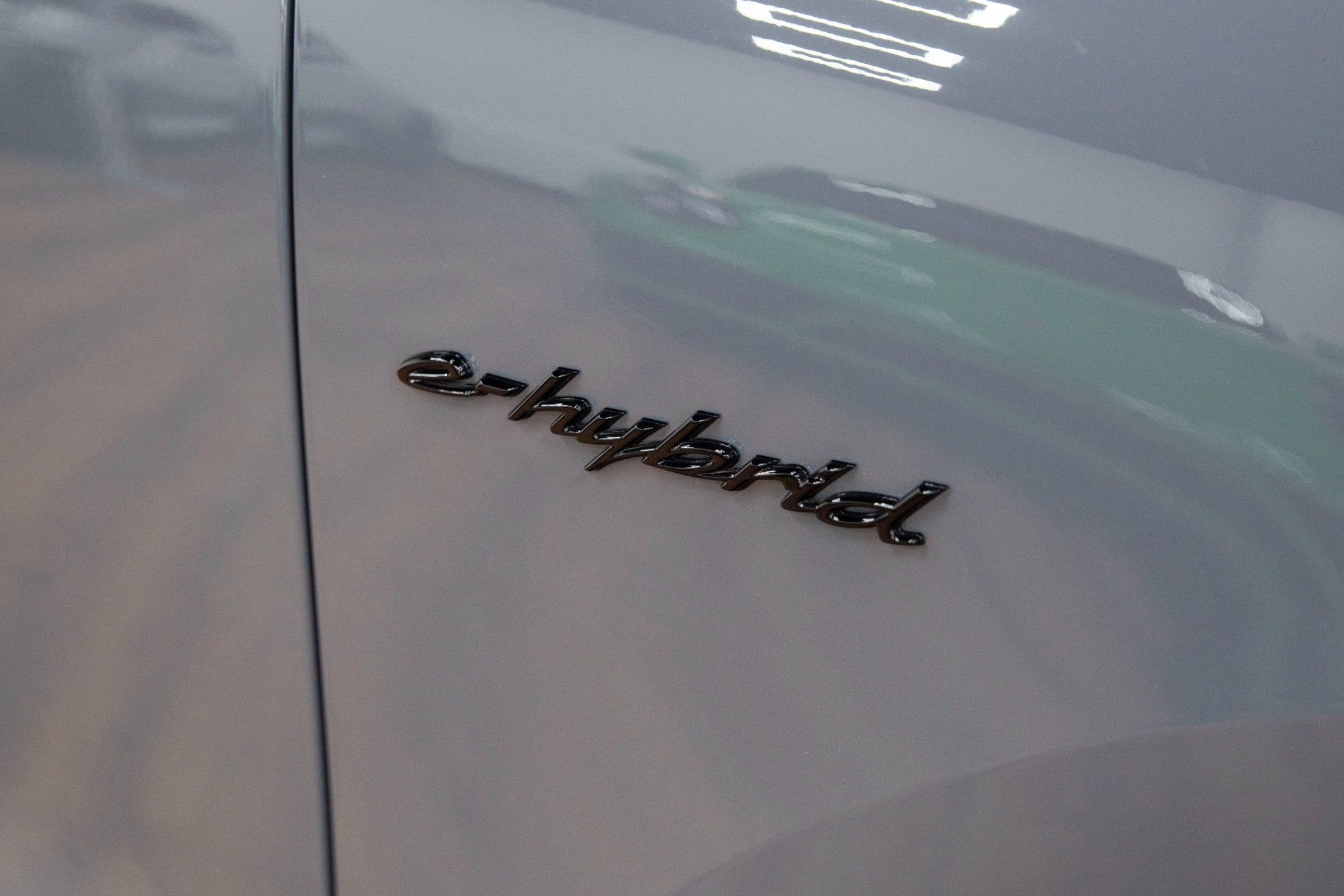 USED 2023 73 PORSCHE CAYENNE V6 E-HYBRID COUPE 