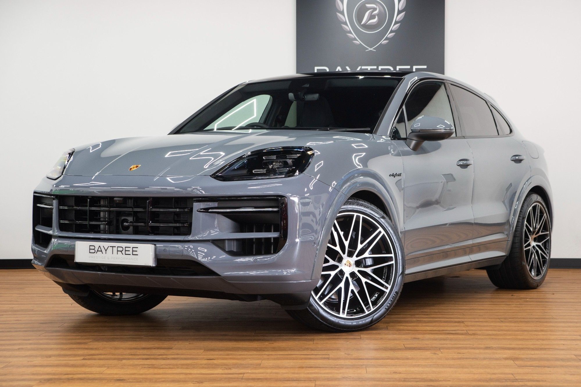 USED 2023 73 PORSCHE CAYENNE V6 E-HYBRID COUPE 