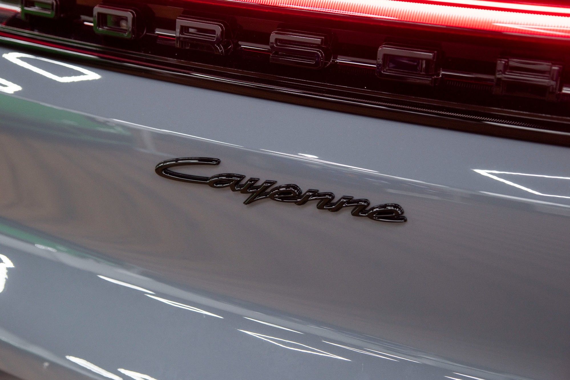 USED 2023 73 PORSCHE CAYENNE V6 E-HYBRID COUPE 