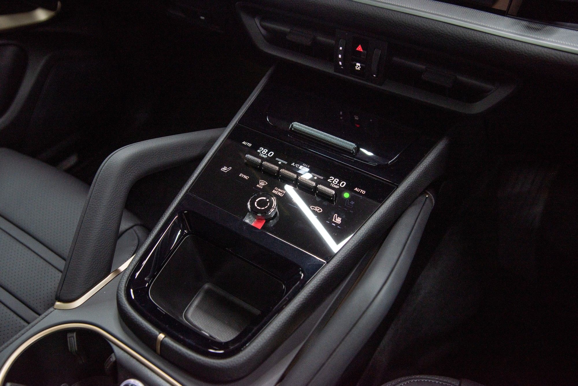 USED 2023 73 PORSCHE CAYENNE V6 E-HYBRID COUPE 