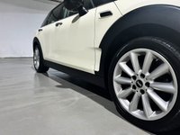 USED 2016 66 MINI CLUBMAN 1.5 COOPER 5d AUTO 134 BHP OVER &pound;7300 OF FACTORY EXTRAS!!