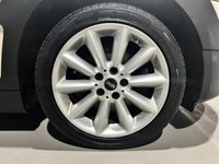 USED 2016 66 MINI CLUBMAN 1.5 COOPER 5d AUTO 134 BHP OVER &pound;7300 OF FACTORY EXTRAS!!