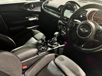 USED 2016 66 MINI CLUBMAN 1.5 COOPER 5d AUTO 134 BHP OVER &pound;7300 OF FACTORY EXTRAS!!