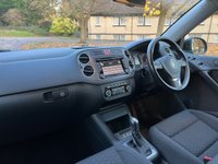 USED 2011 11 VOLKSWAGEN TIGUAN 2.0 MATCH TDI 4MOTION DSG 5d 138 BHP 