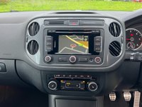 USED 2015 15 VOLKSWAGEN TIGUAN 2.0 R LINE TDI BLUEMOTION TECHNOLOGY 4MOTION 5d 139 BHP 
