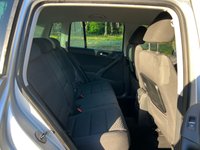 USED 2010 60 VOLKSWAGEN TIGUAN 2.0 MATCH TDI 4MOTION 5d 138 BHP 