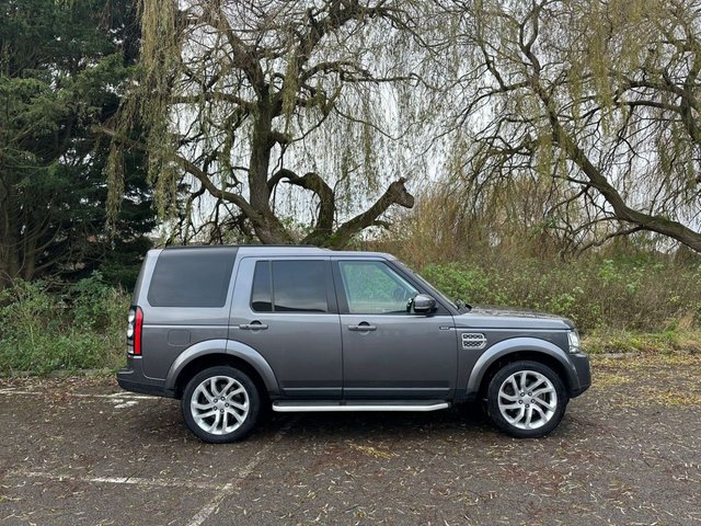 View our LAND ROVER DISCOVERY