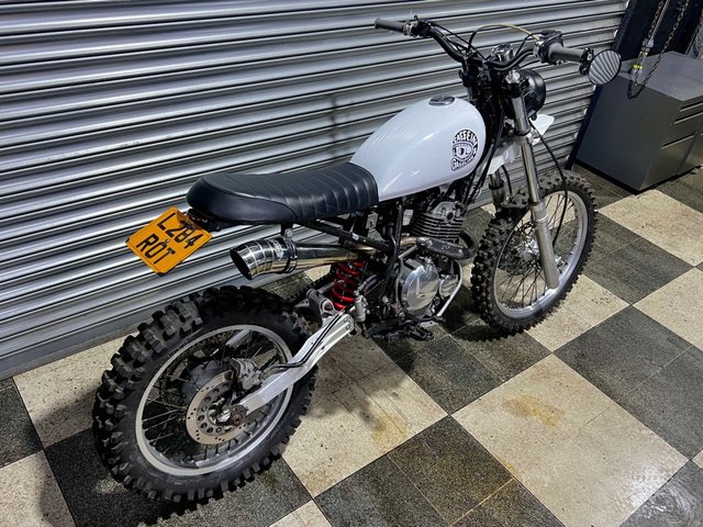 1994 L Suzuki DR 350 S 349cc // Custom Dirt Bike // Scrambler // px swap