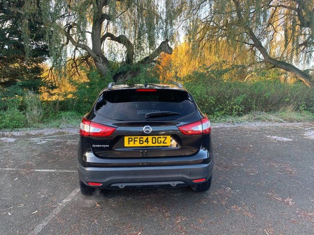 View our NISSAN QASHQAI