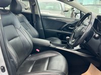 USED 2015 15 TOYOTA AVENSIS 2.0 D-4D EXCEL 4d 141 BHP 