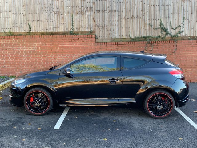 View our RENAULT MEGANE