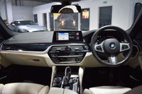 USED 2019 69 BMW 5 SERIES 3.0 530D XDRIVE M SPORT 4d 261 BHP M SPORT+ / TECH & VISABILITY