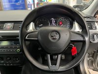 USED 2013 63 SKODA RAPID 1.2 TSI SE Hatchback 5dr Petrol Manual Euro 5 (105 ps) P.Sensors, Cruise Control, AUX