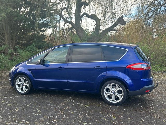 View our FORD S-MAX