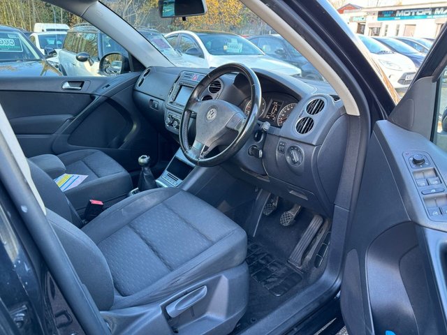2009 VOLKSWAGEN TIGUAN - Photo 7