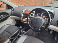 USED 2009 59 KIA CEED 1.6 SW-7 CRDI  5d 114 BHP 