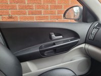 USED 2009 59 KIA CEED 1.6 SW-7 CRDI  5d 114 BHP 