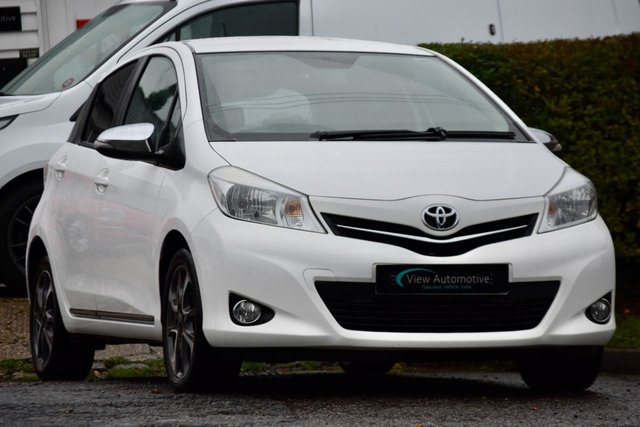 2013 63 Toyota Yaris 1.3 VVT-I TREND 5d 98 BHP