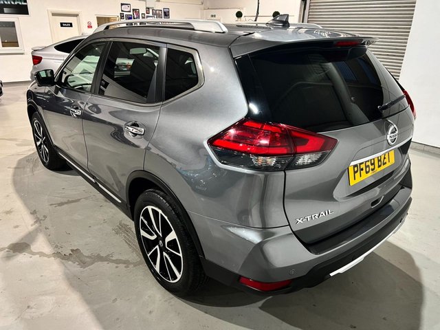 View our NISSAN X-TRAIL