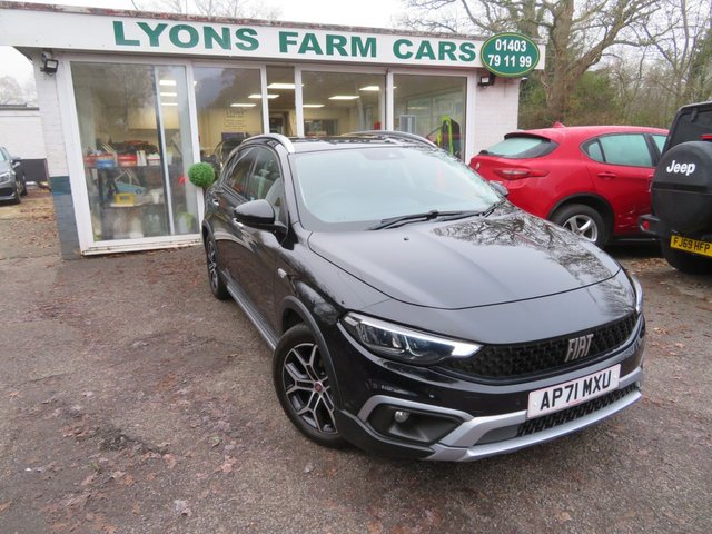 2022 71 Fiat Tipo 1.0 CROSS 5d 100 BHP