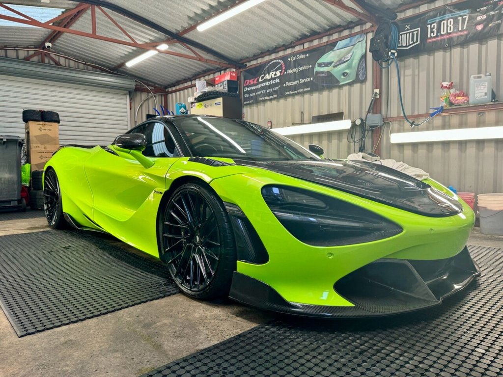 USED 2019 68 MCLAREN 720S 4.0 V8 SSG 2d 711 BHP VOSSEN ALLOYS